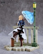 Violet 05.jpg