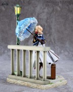 Violet 06.jpg