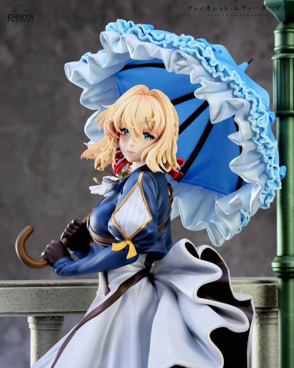 Violet 08.jpg