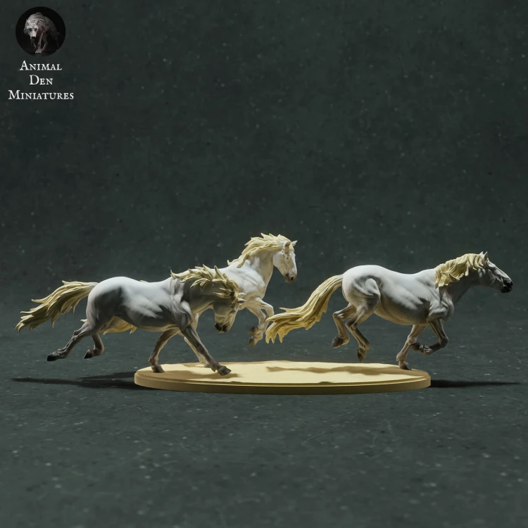 35130283_camargue-horses-running-5.jpg
