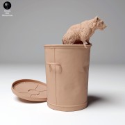 35130437_racoon_in_trash_1.jpg