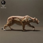 lioness-sneaking-3.jpg