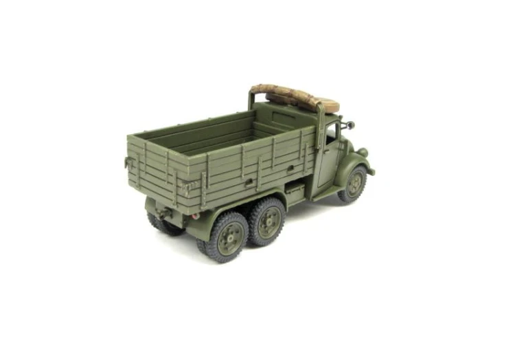 72011422_Tatra82Truck_1-72_00002.JPG