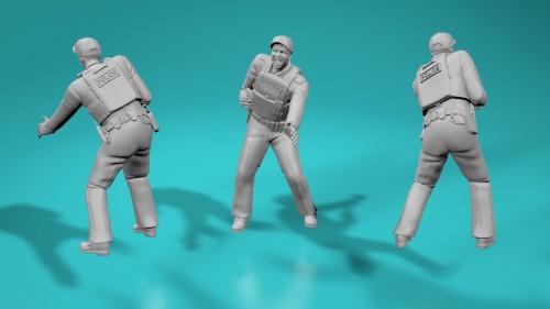 99204732_Poilceman_Shouting.jpg