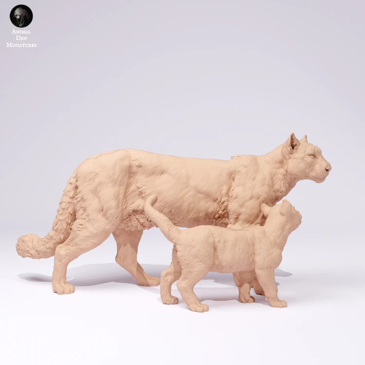 35130712_Mountain Lion with Cub 3.jpg