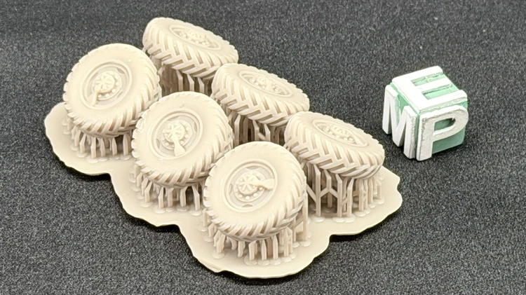 72012121_BM-21_Wheels_1-72_2.jpg