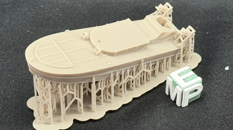 _72011944_Boat_Full_1-72_1.jpg