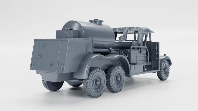 72013304_FordsonWOT1_1-72_3.png