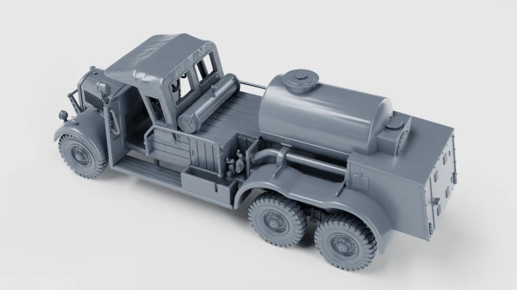 72013304_FordsonWOT1_1-72_4.png