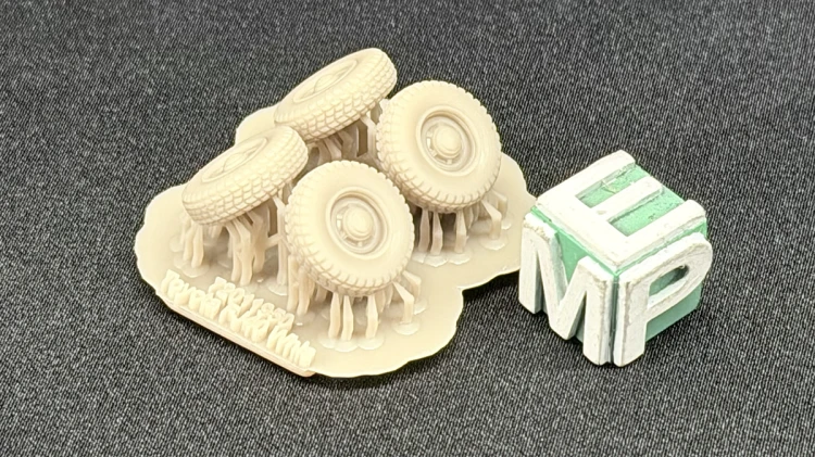72011950_Toyota_Wheels_1-72_1.jpg
