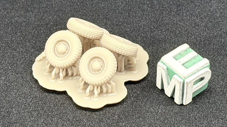 72011950_Toyota_Wheels_1-72_2.jpg