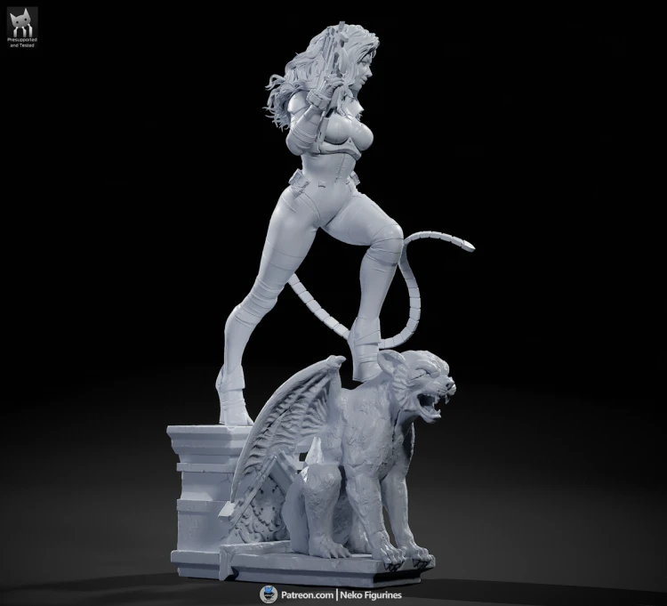 Catwoman_gray2.png