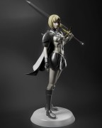 ClareClaymore_05.jpeg