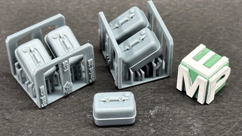 35040722_Kanistry ZSRR - 20 litrów.jpg
